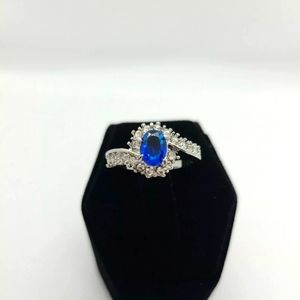 Womens Ring size 6 Blue Simulated Sapphire CZ Oval Halo Sparkling Jewelry